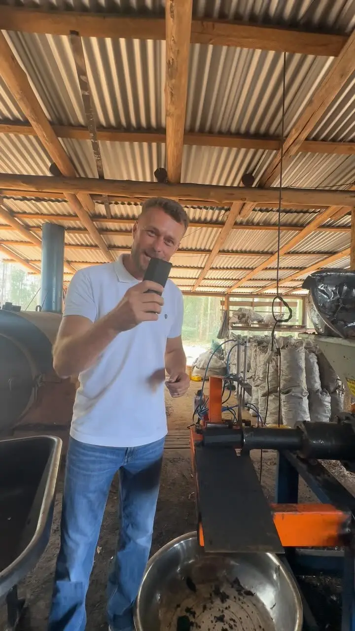 Briquetas Hot Grill